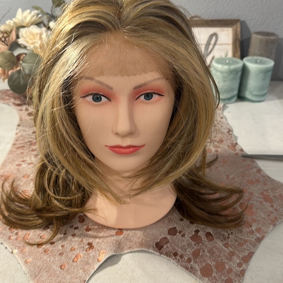 NWT vivica fox deep lace front wig - Picture 3 of 8